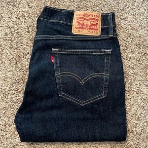 Men Jeans: Levi 511s
